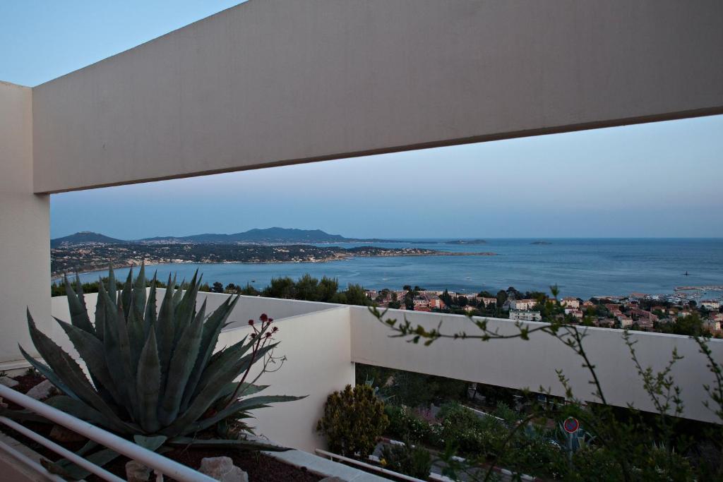 Residence Le Bosquet Bandol Esterno foto
