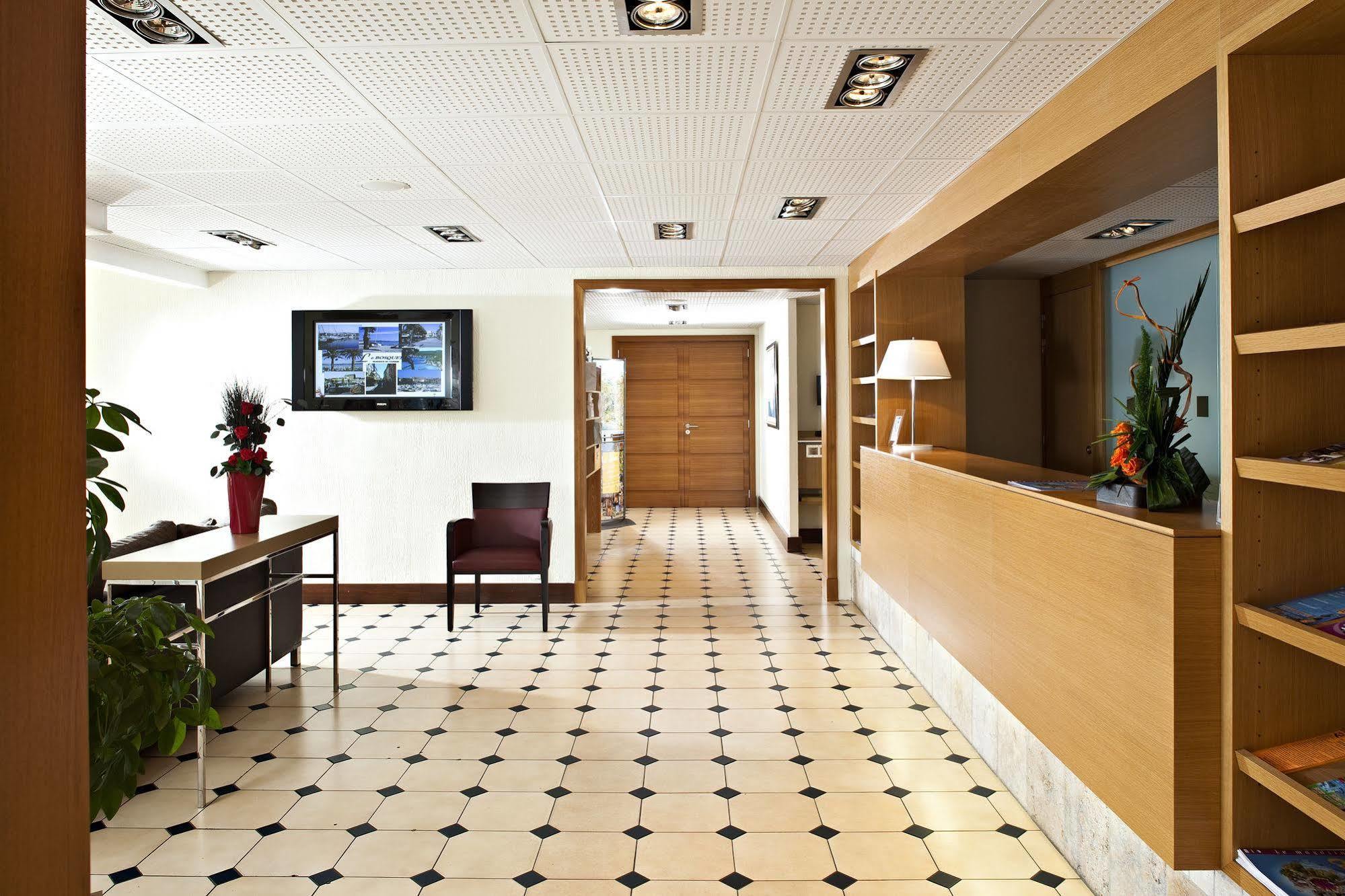 Residence Le Bosquet Bandol Esterno foto